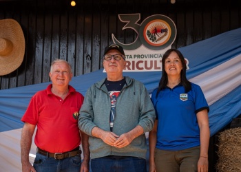 Passalacqua recorrió la Fiesta Provincial del Agricultor y visitó el hospital de Andresito