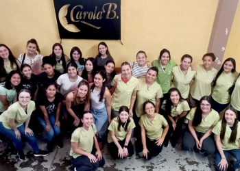 Oberá: cosmetólogas con corazón solidario para ayudar al SAMIC