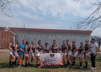 Hockey: las “Mamis” de Garupá Centro brillaron en Tucumán