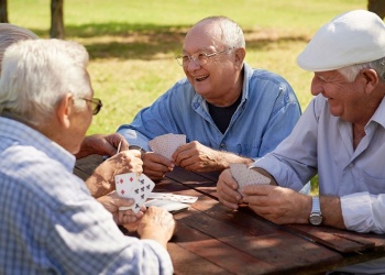 La clave para un envejecimiento activo no está en grandes hazañas, sino en gestos cotidianos