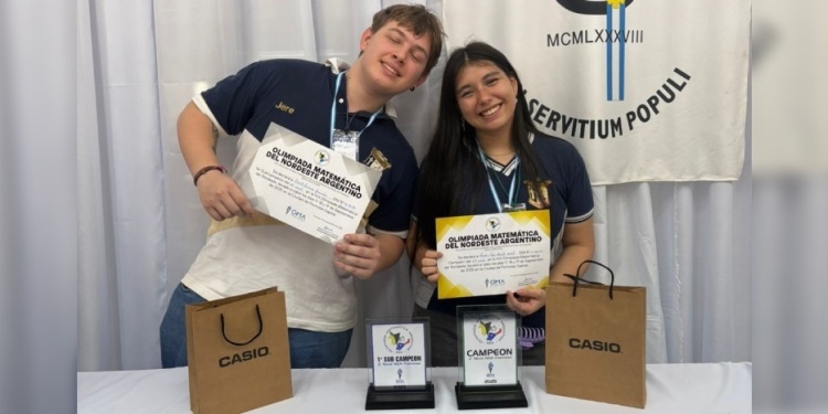 GANADORES. Araceli y Fernando tuvieron un desespeño excelente.