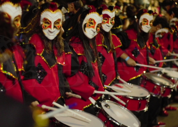 La segunda noche de Estudiantina será este jueves y habrá tres días seguidos de desfile en la costanera
