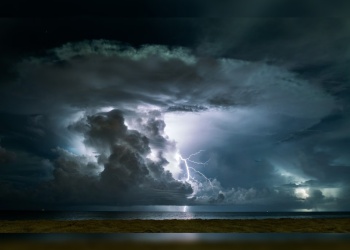 Un frente frío traerá tormentas eléctricas, granizo y ráfagas intensas a Misiones este domingo 21 de septiembre: a qué hora