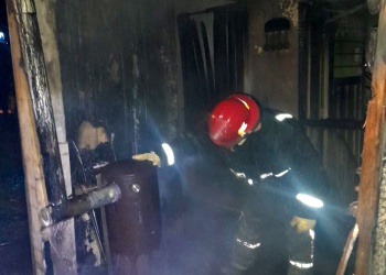 Bomberos evitaron que un incendio se convirtiera en tragedia en Garuhapé