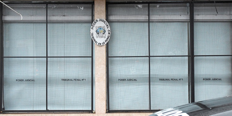 A PUERTAS CERRADAS. Al tratarse de una causa reñida con la intimidad de la víctima, el juicio fue no público.