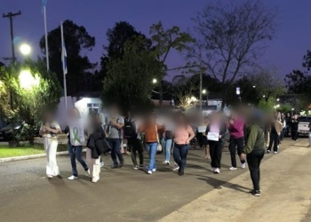 Padres de la Escuela 617 marcharon en El Soberbio en reclamo de justicia