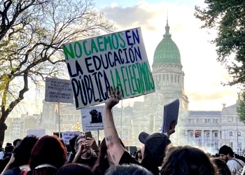 “El Gobierno está vaciando las universidades de docentes y estudiantes al recortar las becas”