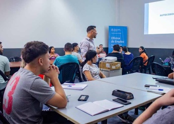 Aumenta la búsqueda de trabajo: casi 1.500 jóvenes en el primer semestre 2025