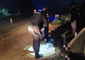 Buscan a conductor de un Volkswagen Gol negro que embistió a un peatón y lo dejó abandonado