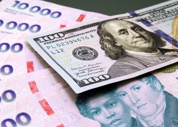 Precaución financiera: la disputa de ahorrar en dólares o invertir en plazo fijo