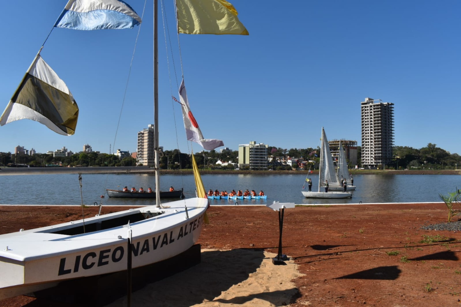 Intimación de la EBY: “No hemos recibido ninguna comunicación formal y el plazo sería marzo del 2026”, afirmó el Director del Liceo