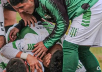 Ascenso: empate para Estudiantes y Yacutinga