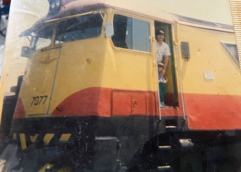 Una colección rescata la memoria ferroviaria local