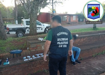 Cayó un dealer que ofrecía marihuana en plena plaza de Eldorado