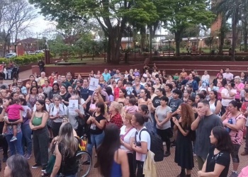 Vecinos de Puerto Esperanza marcharon pidiendo justicia por Irene Medina