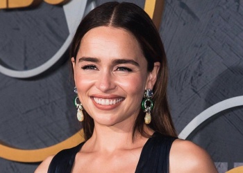 Emilia Clarke visitó las Cataratas del Iguazú durante sus vacaciones en Argentina