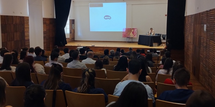 TESTIMONIOS. Expusieron especialistas y pacientes recuperadas.