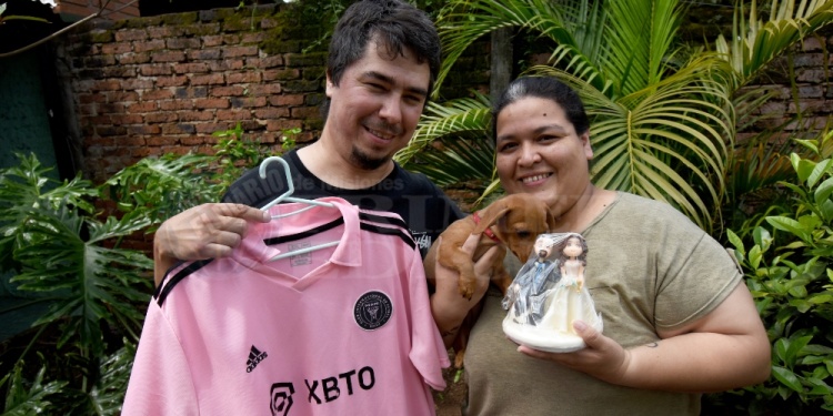 HISTORIA. Alejandro Ángel Oviedo, coleccionista “messimaniático”