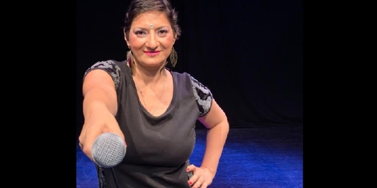 REFLEXIÓN CON HUMOR. En el Mes Rosa, la comediante Mariana Ladaga regresa con su espectáculo de stand up “El humor en tiempos de cáncer”.