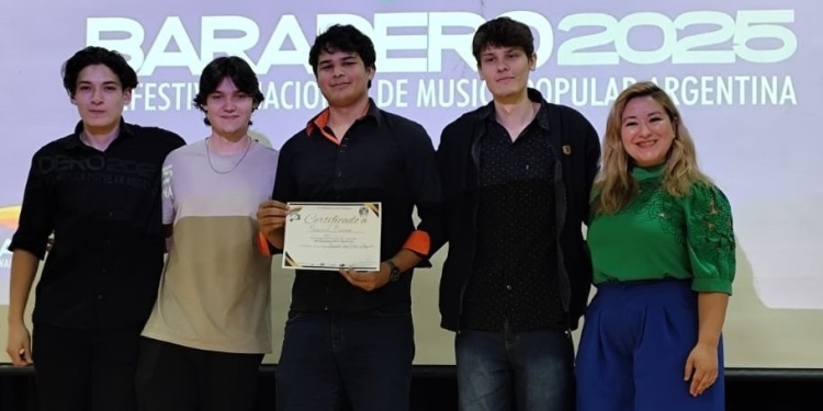 REPRESENTANTES MISIONEROS. Los jóvenes músicos participarán en la nueva edición del Festival de Baradero, que se realizará el próximo año en Buenos Aires.