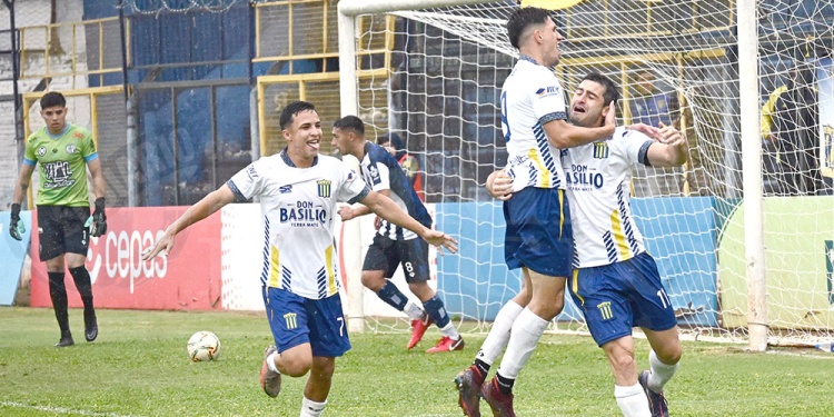 A HACER DIFERENCIA. Mitre tiene el deber de hacerse fuerte en su casa.