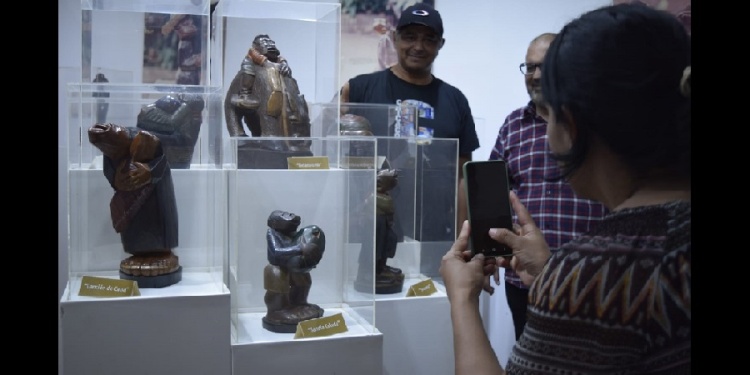 ARTE E HISTORIA. Se encuentra abierta la muestra aniversario del Museo Braulio Areco y del Palacio del Mate.