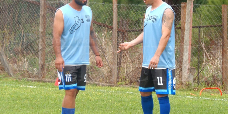 VUELTA. Un regreso esperado en Nacional es el delantero Pablo Reis (izquierda).