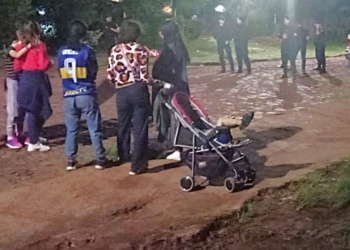 Allanaron la vivienda de los padres del niño cuya muerte se investiga