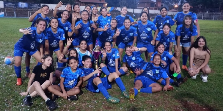 UNO MÁS PARA LA COLECCIÓN. Sportivo Eldorado es imbatible. Ganó una nueva final y sumó su cuarta estrella.