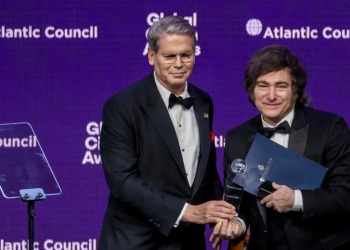 “No estamos poniendo dinero en Argentina, les estamos dando una línea de swap”