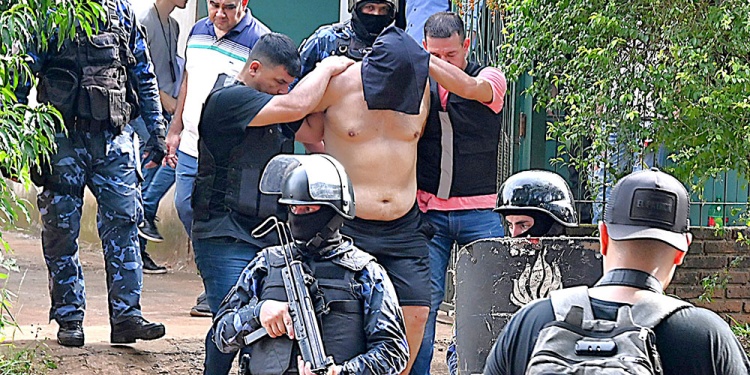 BARRIO LAS DOLORES. El 18 de diciembre investigadores de la Dirección Homicidios atraparon a Ortiz escondido en una pieza de alquiler