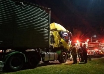 Alcoholizado e imprudente: camionero misionero fue detenido tras un choque en Córdoba