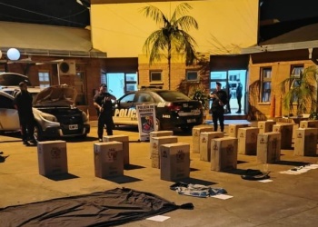 Auto robado en Buenos Aires “apareció” en Misiones con cigarrillos de contrabando