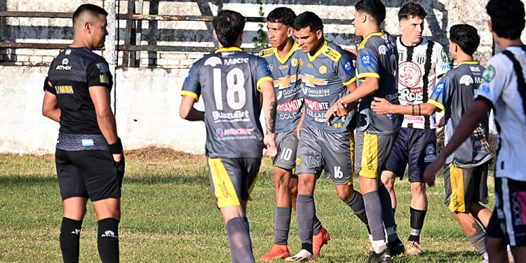 EL COLECTIVERO. En su casa, Crucero intentará seguir sumando.