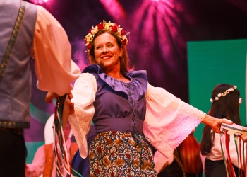 “Entre Voces y Retratos”, mirada íntima de la Fiesta del Inmigrante