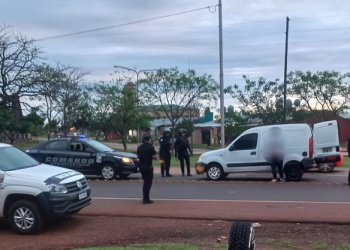 Posadas: mostró un arma desde su vehículo sobre la ruta Nacional 12 y terminó demorado