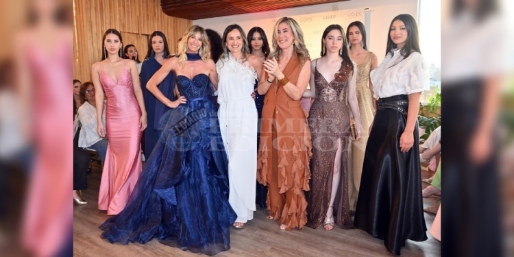 MODA. Con Fashion Sunset la diseñadora Anna Rossetti celebró 25 años de trayectoria. El evento fue organizado por la empresaria Ana María Sánchez, del espacio Encanto y contó con la participación de la modelo Soledad Solaro.