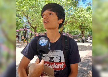 Joven posadeño vende alfajores para ayudar a costear gastos de estudio: “El trabajo dignifica”