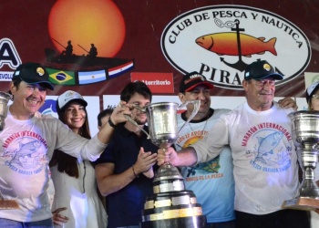 Velázquez y Yawny, cada vez más cerca de la Challenger