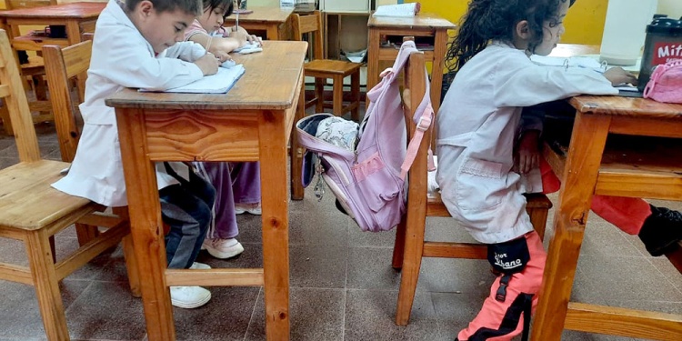 PENDIENTE. Los docentes involucrados con el programa nacional aún esperan cobrar desde la Nación.