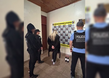 Arrestaron a una empleada que robaba vinos prémium en un supermercado de Misiones