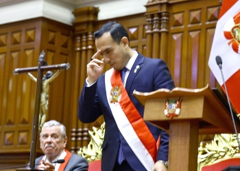 El Congreso de Perú destituyó a Dina Boluarte y José Jerí asumió como presidente interino