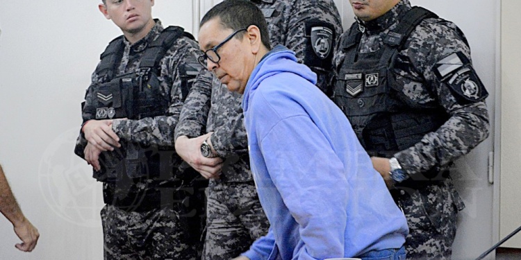 “HOMICIDIO AGRAVADO POR EL VÍNCULO”. La calificación que enfrenta De Menes, con una sola pena condenatoria: prisión perpetua.