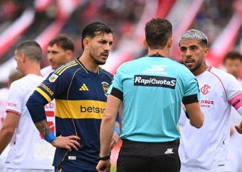 El árbitro Lamolina fue parado tras una expulsión en Barracas frente Boca