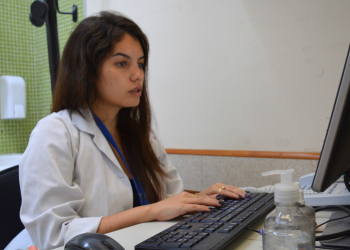 Neuróloga misionera impulsa una app que podría salvar vidas ante un ACV: de qué se trata