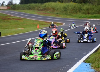 Karting misionero, con participantes de Brasil y debutantes