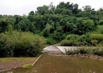 Cerraron el acceso al Parque Moconá por la crecida del arroyo Yabotí