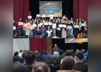 Alem apuesta por la formación y el empleo local: más de 70 egresados en cursos de oficio