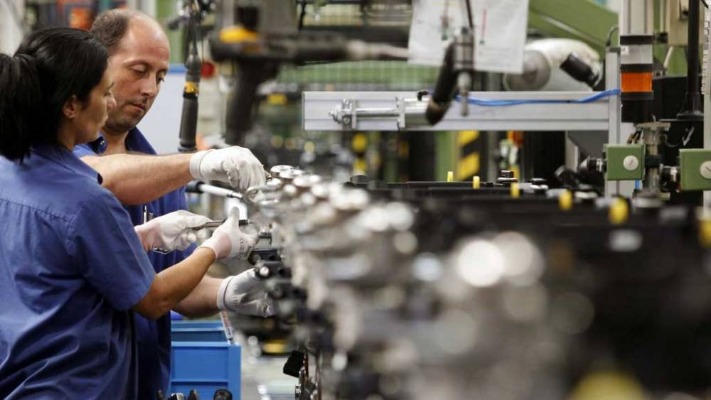 Piden que el Gobierno use el respaldo electoral para reactivar la industria