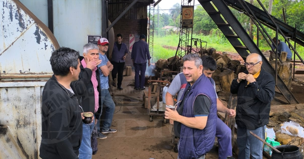 Conflicto en la maderera Montecarlo: “Si no hay acuerdo, nos apropiaremos de lo que corresponde”